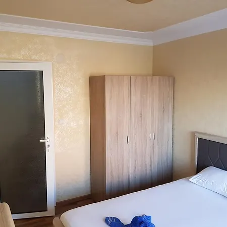 Spinner Place פומורי